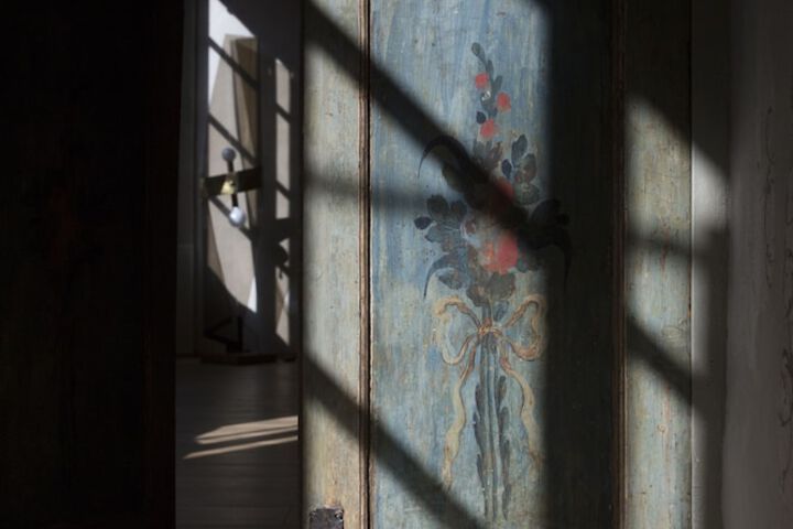 Room 28 of 62
