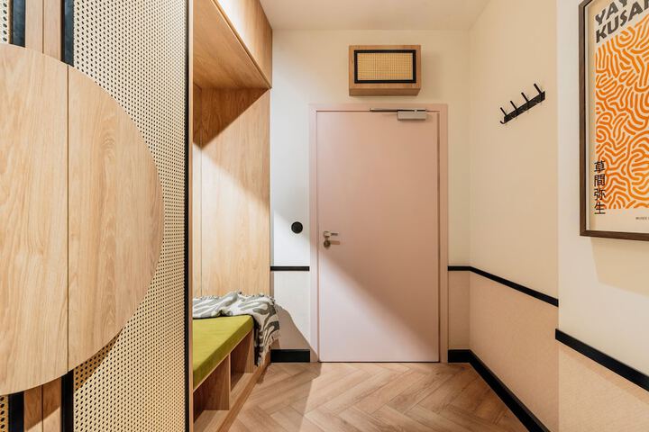 Room 180 of 224