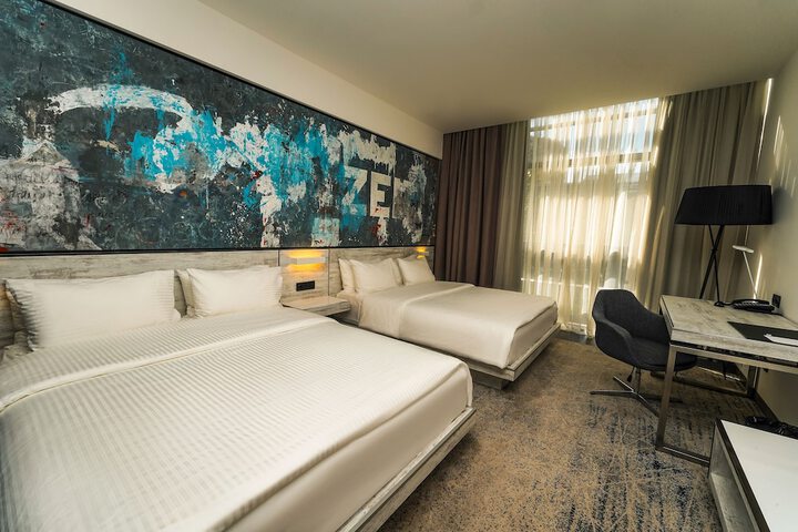 Room 19 of 75