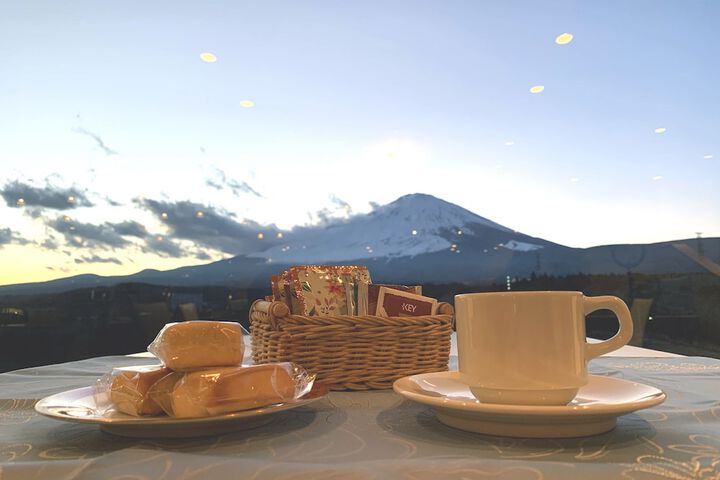 Breakfast/Coffee Service 61 of 114