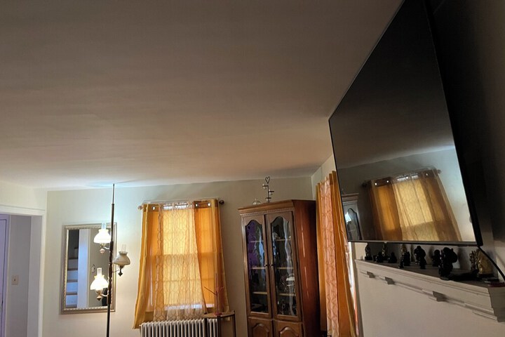 Room 12 of 18