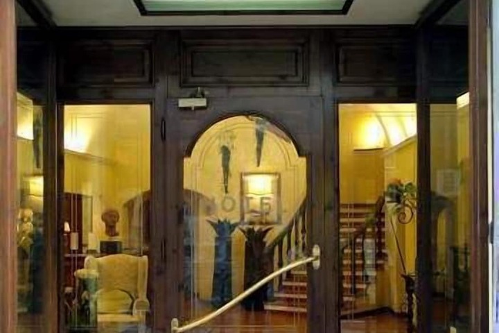 Hotel 136 of 142