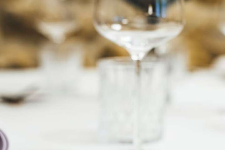 Dining 9 of 18