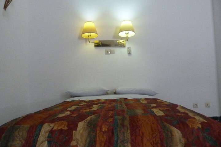 Room 48 of 72