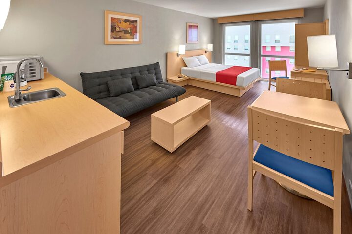 Room 15 of 50