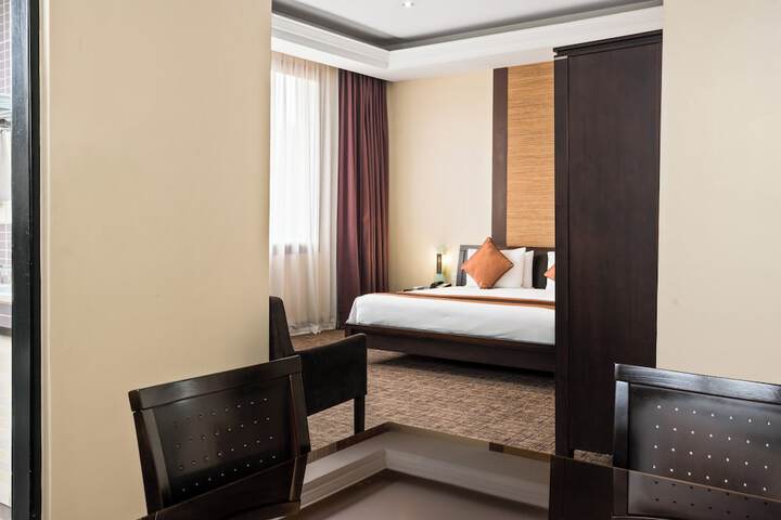 Room 16 of 41