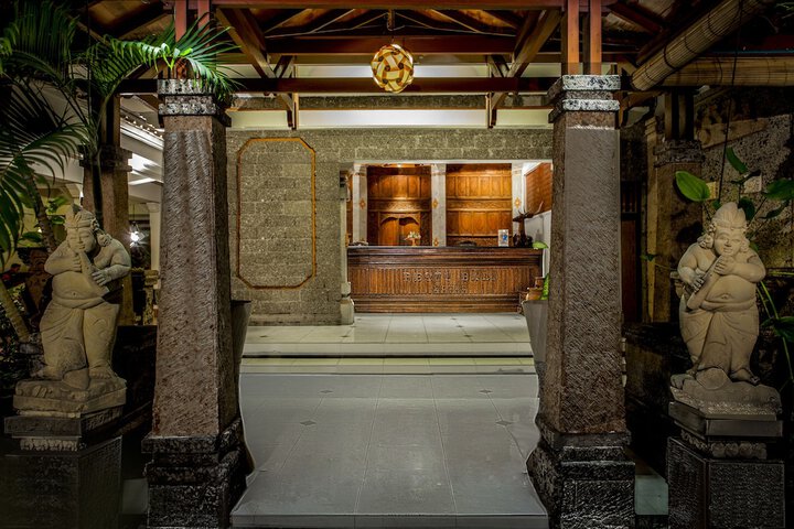Hotel Interior 4 of 47