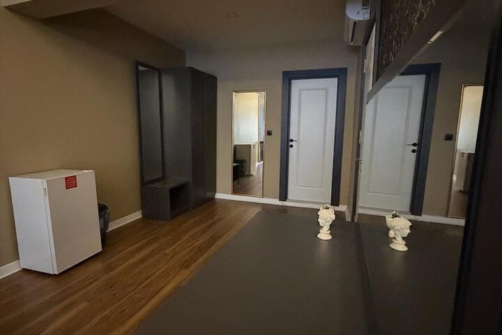 Room 22 of 59