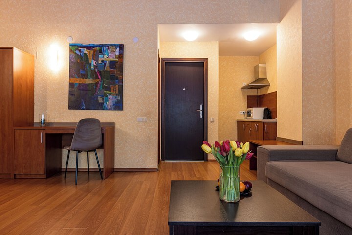 Room 145 of 214