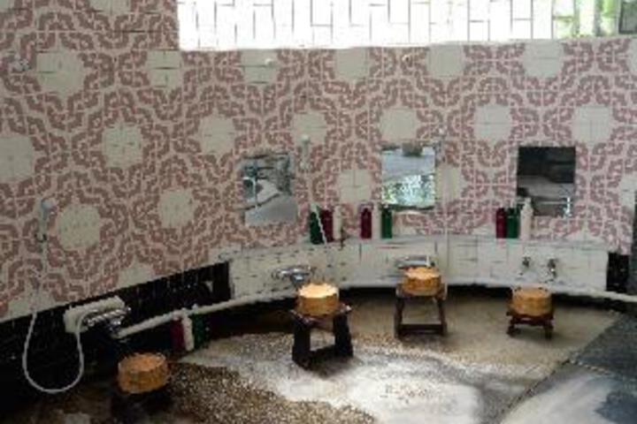 Clean Restrooms