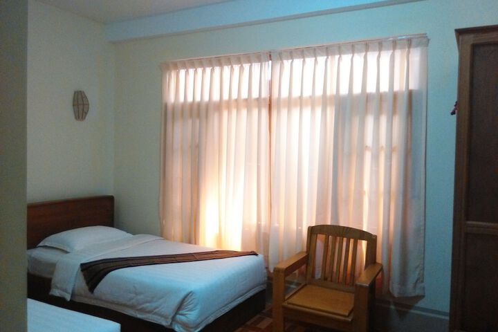 Room 14 of 78