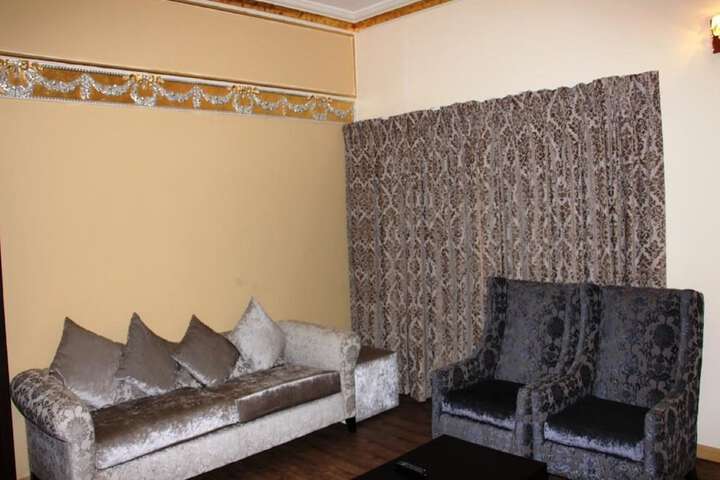 Room 14 of 48
