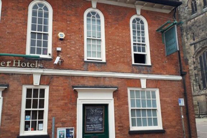 COLIN GRAZIER HOTEL