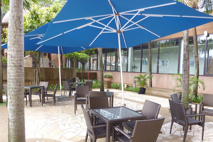 Hotel Exterior 60 of 63