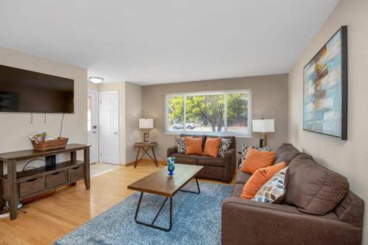 Pet Friendly near Garden of the Gods AF Academy in Colorado Springs, CO