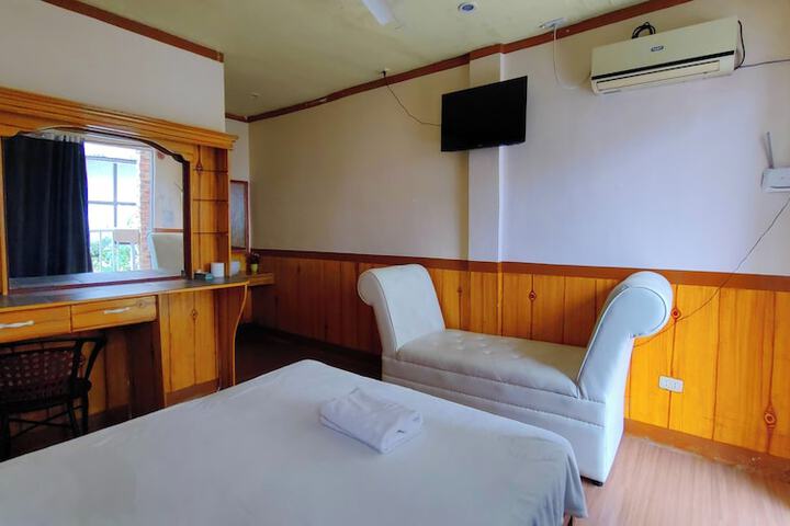 Room 18 of 60