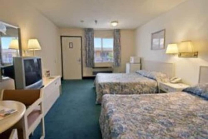2 Double Beds (2 of 7)