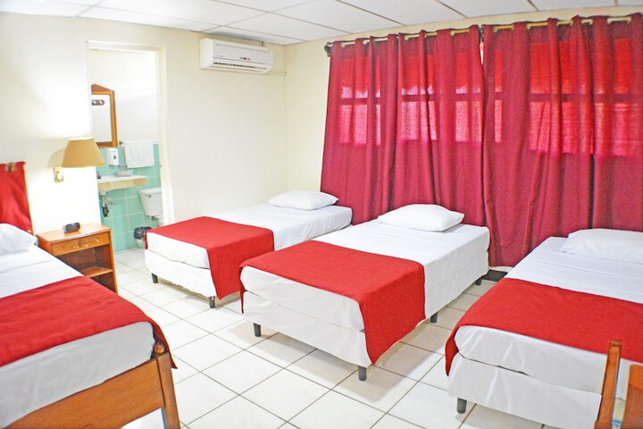 Room 15 of 24