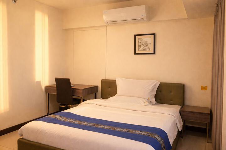 Room 13 of 57