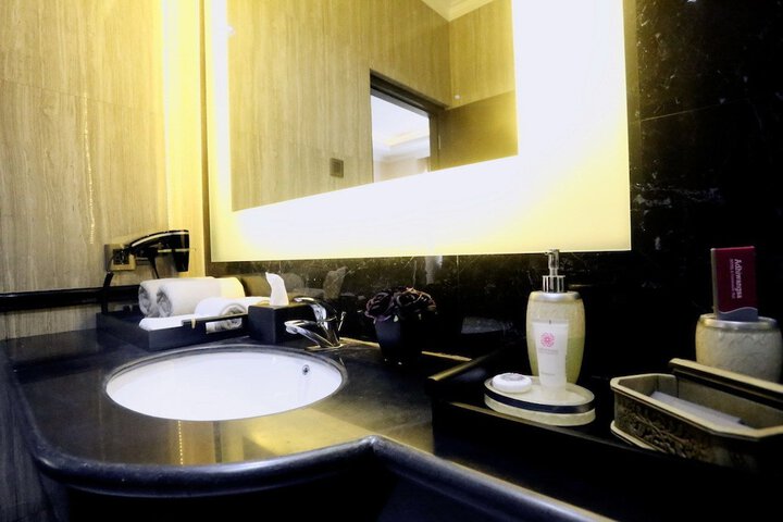 Room 21 of 56