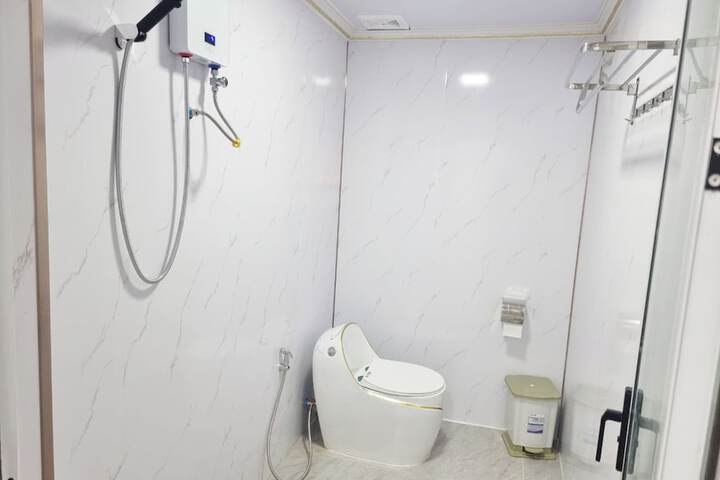 Room 40 of 45