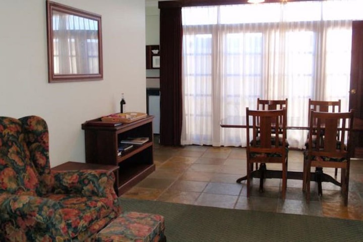 Room 5 of 46