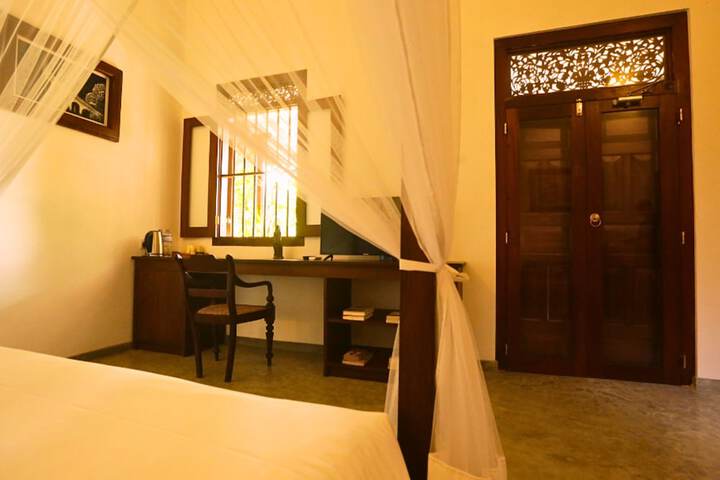 Room 26 of 128