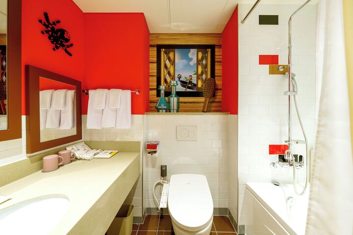 Room 40 of 119