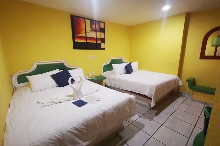 Room 5 of 14