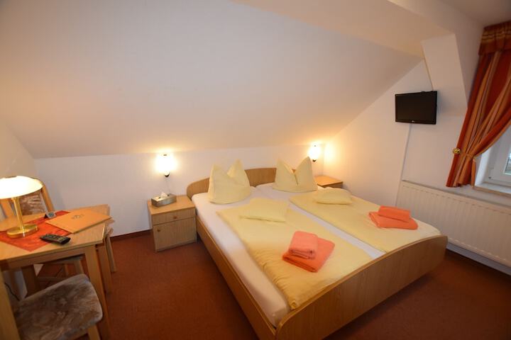 Room 45 of 52