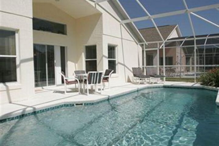 Pool 26 of 32