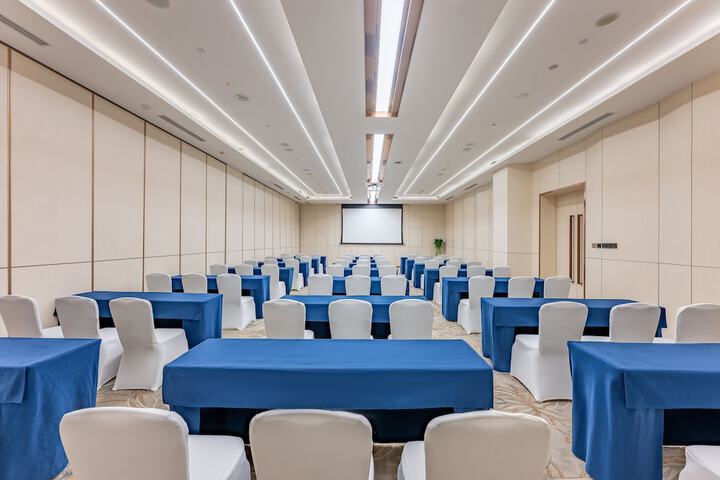 Meeting 44 of 52