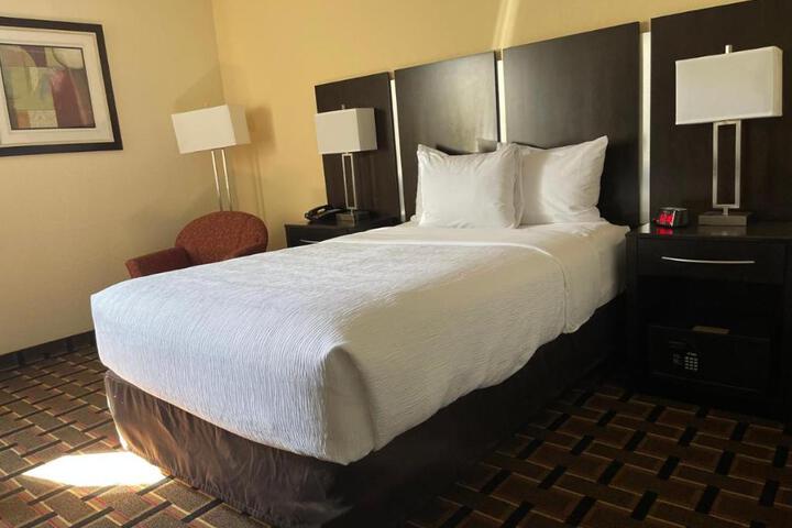 1 Double Bed (3 of 14)