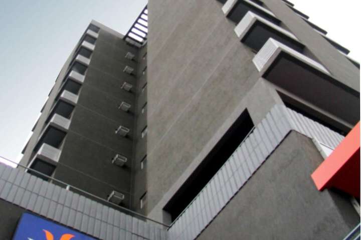 Hotel 27 of 27