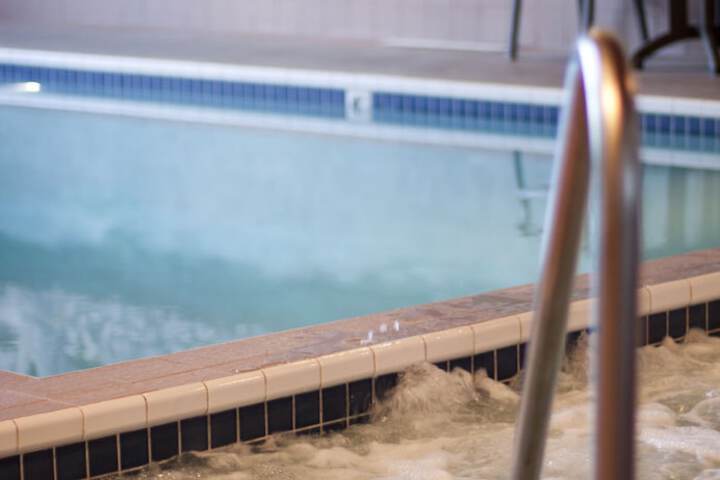 Pool 61 of 96