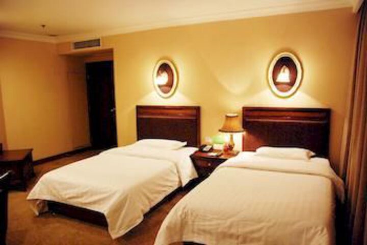 Room 17 of 70