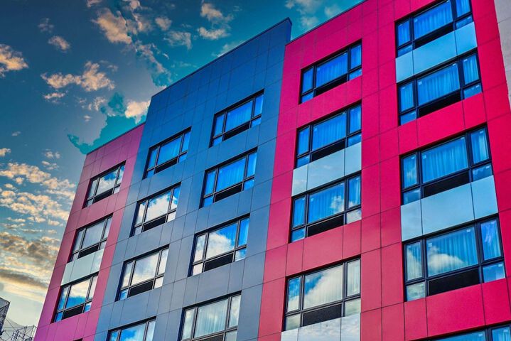 Exterior of Super 8 by Wyndham Bronx Near Botanical Garden