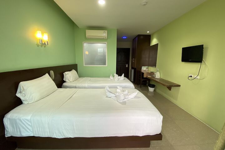 Room 7 of 95