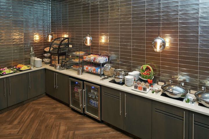 Breakfast buffet