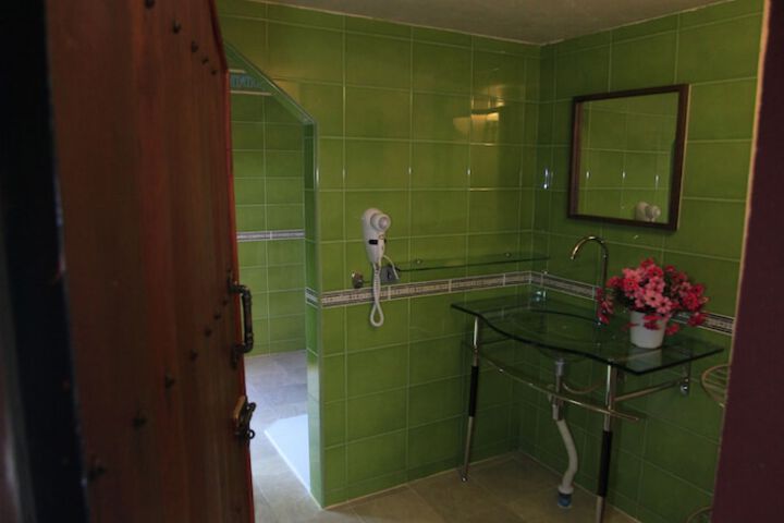 Room 10 of 59
