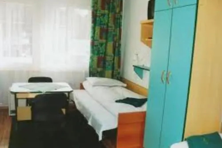 Room 5 of 21