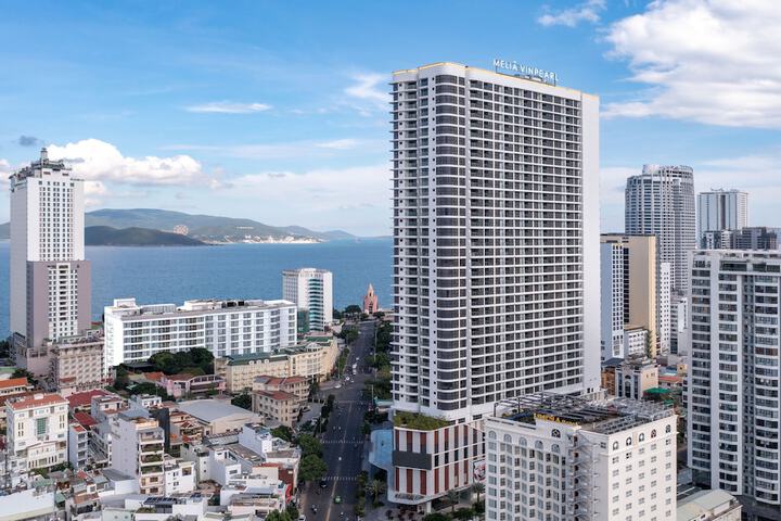 Exterior of Vinpearl Empire Nha Trang Affiliated by Meliá