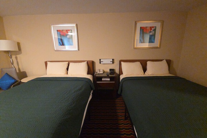 Room 40 of 63