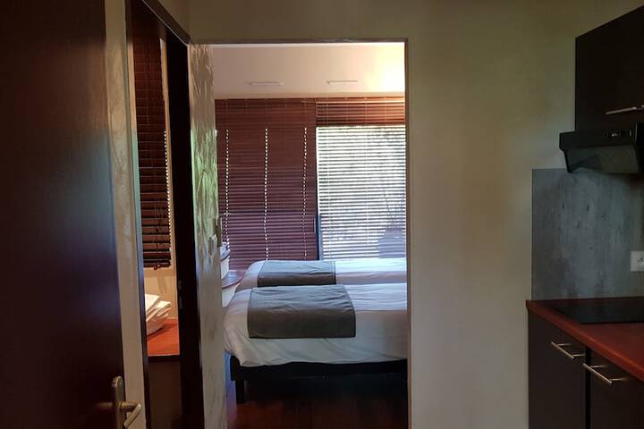 Room 25 of 70