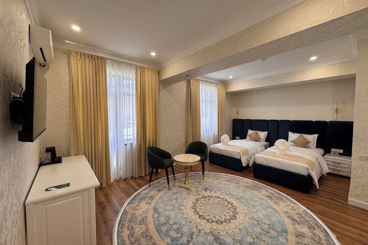 Room 9 of 22