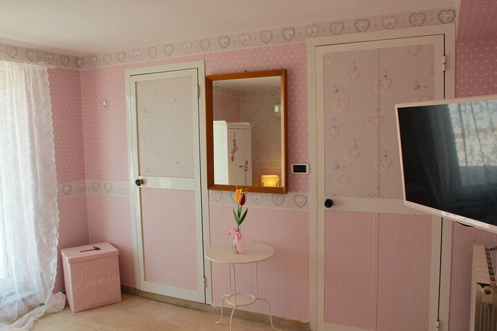 Room 14 of 81