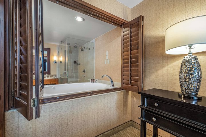 Room 44 of 97