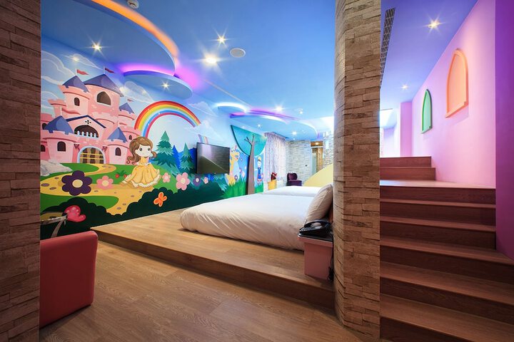Room 45 of 75