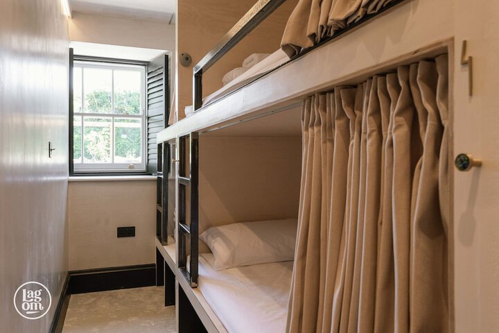 Room 31 of 68