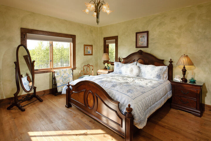 Inside Room Photo
